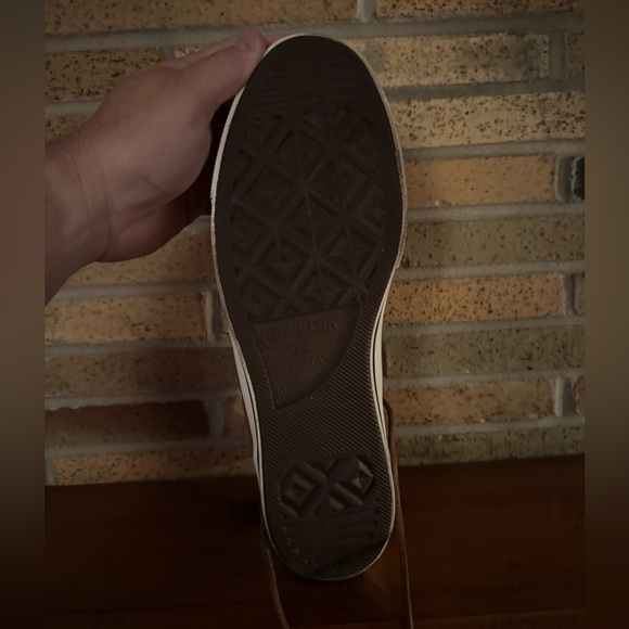 Converse Brown Leather High-Top Sneakers with White Sole Size 10.5 NWOT - Picture 13 of 15